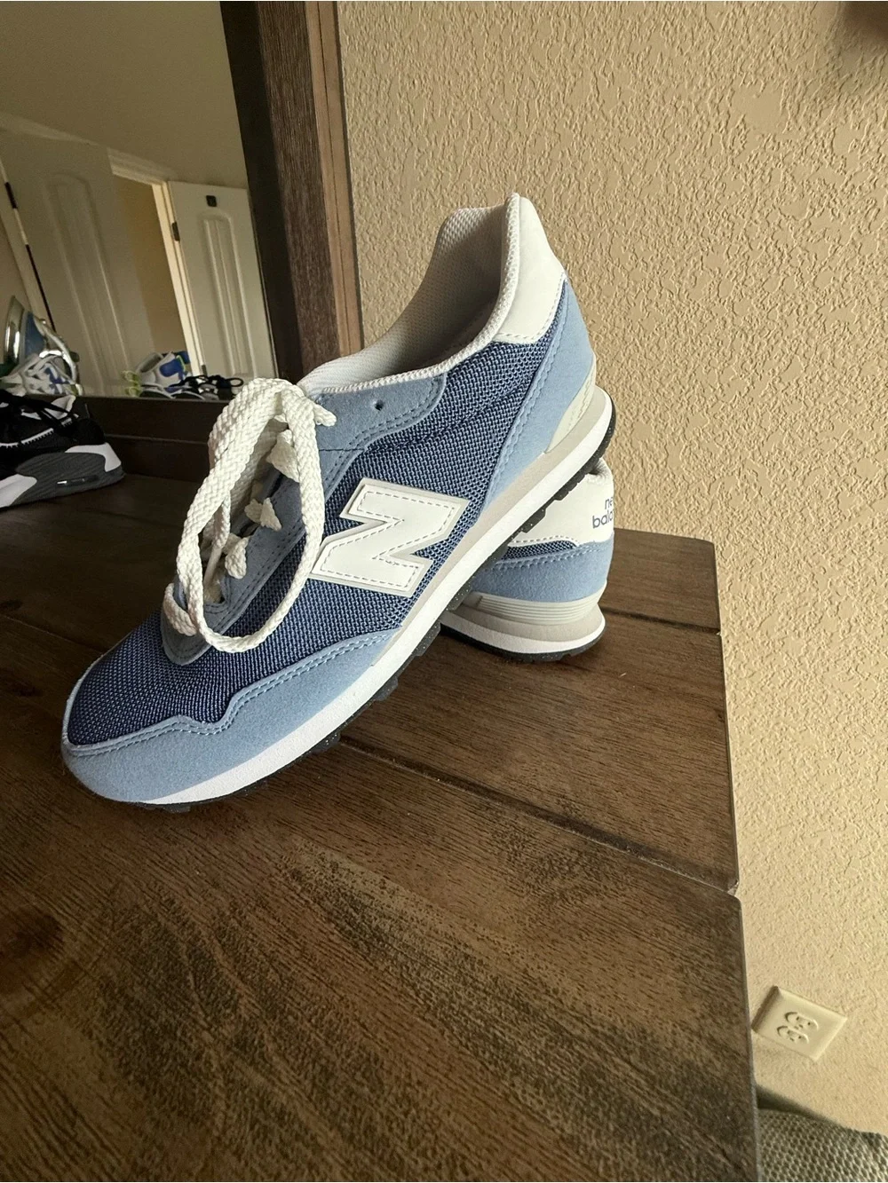 New Balance Retro Runner Sneakers